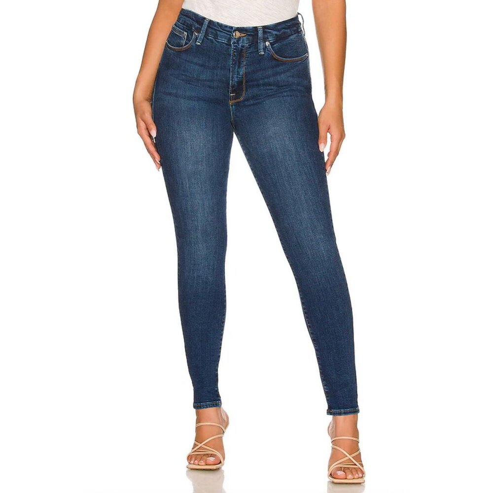 Good American Good Legs Jeans in Blue004